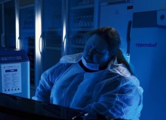 Лука Затравкин дал концерт для эмбрионов в криоцентре