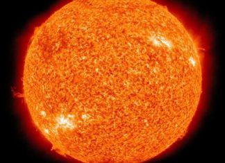 На Землю обрушилась солнечная буря