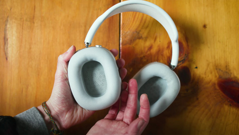 Не подумали о наушниках:&nbsp;AirPods не поддерживает новую функцию Apple Music