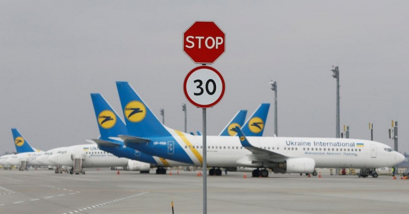 Палки в свои колеса: Украина закрыла авиасообщение с Белоруссией