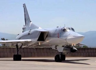 Парный вылет ракетоносцев Ту-22М3 с Хмеймима усилили Су-35 и самолетом ДРЛО А-50У