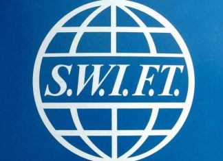 Россия начала готовиться к отключению от SWIFT