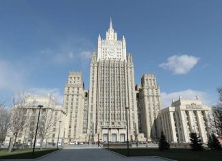 Россия потребовала от пресс-секретаря посольства США покинуть страну