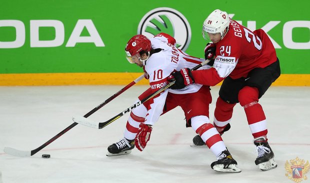Россия со скрипом обыгрывает Швейцарию в матче за лидерство в группе