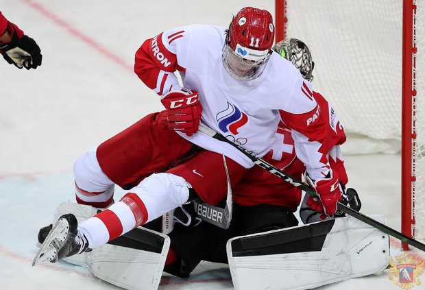 Россия со скрипом обыгрывает Швейцарию в матче за лидерство в группе