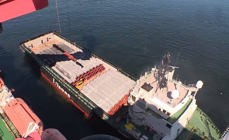Российская баржа взялась за строительство &laquo;Северного потока-2&raquo; в немецких водах