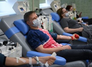 В Роспотребнадзоре оценили шансы на пожизненный иммунитет после COVID-19