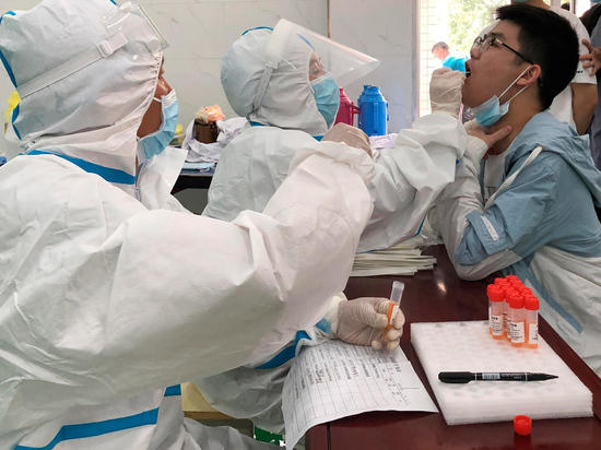 Военный микробиолог раскрыл тайны развития СOVID-19: &laquo;Пандемия будет затухать и разгораться&raquo;