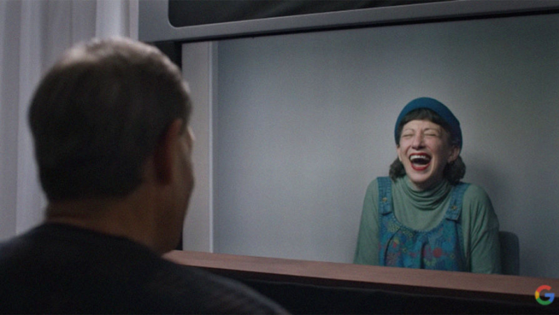 «Волшебное окно»: как будет выглядеть видеочат из будущего от Google