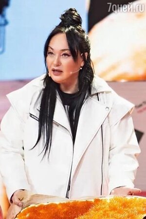 Бьюти-битва: Лариса Гузеева с длинными волосами или короткой стрижкой