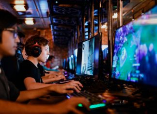 Исключат возможность общения: власти намерены распространить на видеоигры закон Яровой