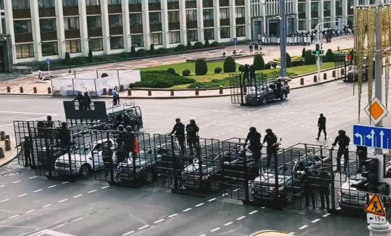 Кремль задал вопрос Минску: Кто из олигархов финансировал майдан в Беларуси