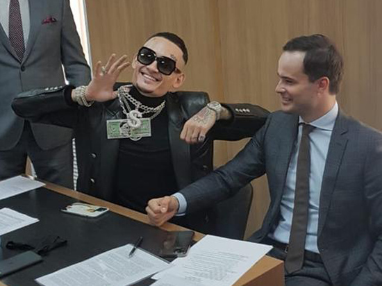 Моргенштерн назвал дело о наркотиках цирком: "Дарит хорошее настроение"