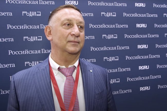 Попова сообщила, какие опасные штаммы COVID-19 распространены в России