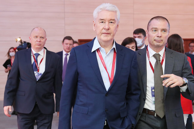 Приложение "Путешествую без COVID-19" может стать обязательным при въезде в РФ