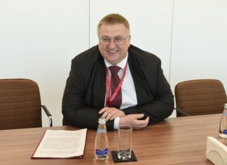 Приложение «Путешествую без COVID-19» может стать обязательным при въезде в РФ