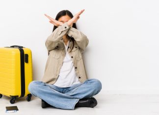 Ростуризм и Росавиация предупреждают туристов о рисках использования грузопассажирских рейсов