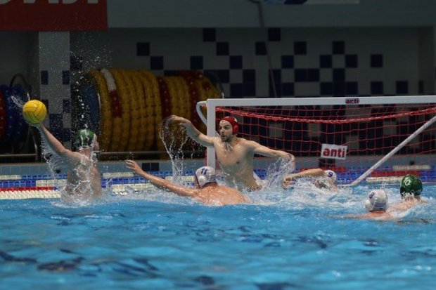 «Синтез» победил в марафоне, хотя «Спартак» был убедительнее в спринте