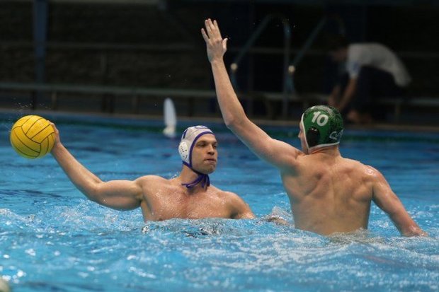 «Синтез» победил в марафоне, хотя «Спартак» был убедительнее в спринте