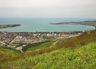 В Краснодарском крае туристам предлагают вакцинироваться