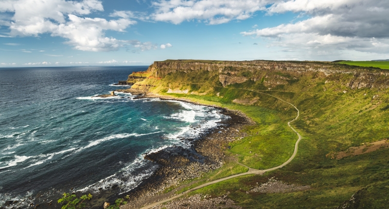 Ирландский остров ищет пару друзей для работы мечты