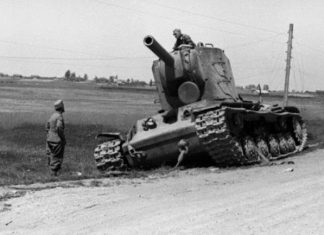 Как бесстрашная советская разведка голыми руками побеждала немецкие танки