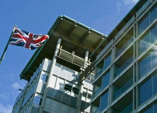 Лондон грозит Москве новыми санкциями за Навального