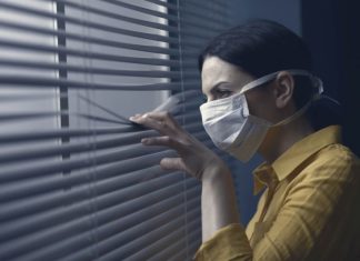 Психотерапевт разъяснил связь между страхом и риском заболеть COVID-19