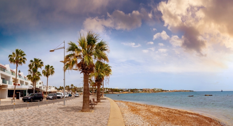 С 1 марта Кипр открывается для туристов из России. Понадобится тест