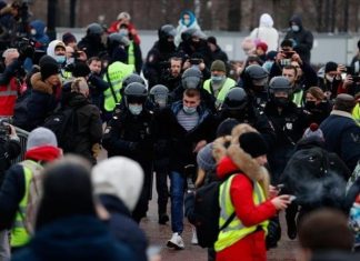 Украинцы предостерегают россиян от последствий протестов