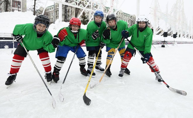 Гала-матч казанской «Золотой шайбы»: «белые» против «зеленых»