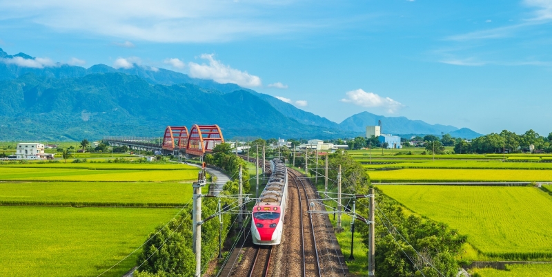 Власти Тайваня передумали штрафовать покинувшего карантин туриста, узнав, что он был похищен
