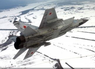 Летчики Северного флота ВМФ РФ провели учебные полеты в Арктике