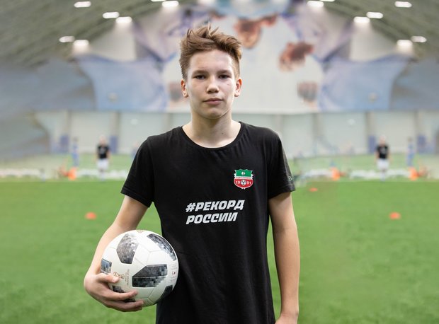 Награда за чемпионство: &laquo;Нефтехимик-2007&raquo; отправится на матч сборной России по футболу