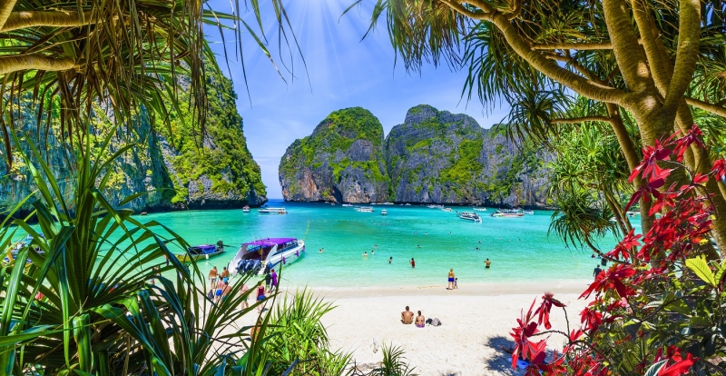 Таиланд сократит срок карантина для вакцинированных и изменит его условия