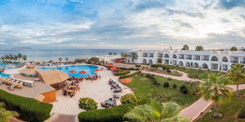 Тунис смягчает требования к туристам