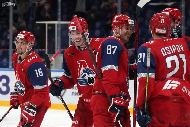 Уфимско-челябинский клинч, встреча канадских тренеров и московское дерби: стартует Кубок Гагарина!