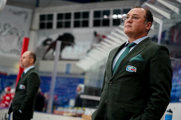 Квартальнов, менеджерские промахи и склоки с бывшими сотрудницами: проблемы &laquo;Ак Барса&raquo; в Кубке Гагарина