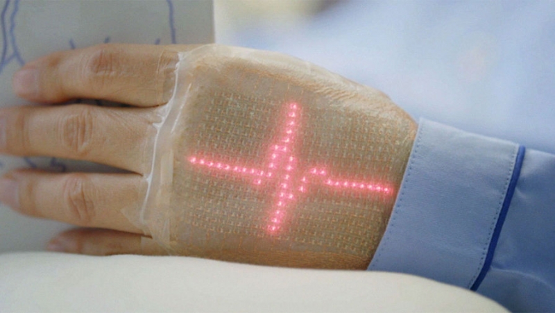 На смену смарт-часам: электронную кожу научат измерять пульс