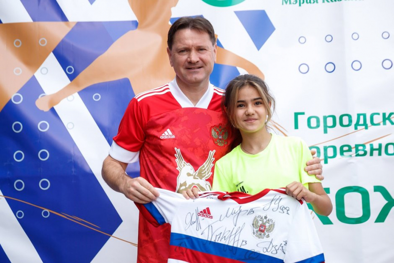 Более 300 татарстанских детей стали участниками &laquo;Урока футбола&raquo; от РФС и Группы ТАИФ