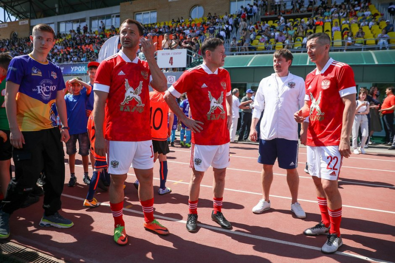Более 300 татарстанских детей стали участниками &laquo;Урока футбола&raquo; от РФС и Группы ТАИФ