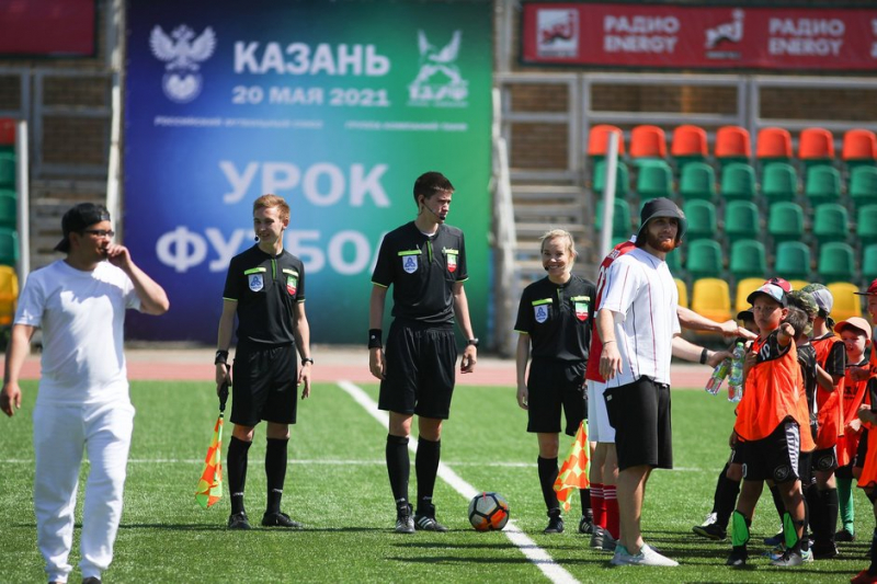 Более 300 татарстанских детей стали участниками &laquo;Урока футбола&raquo; от РФС и Группы ТАИФ
