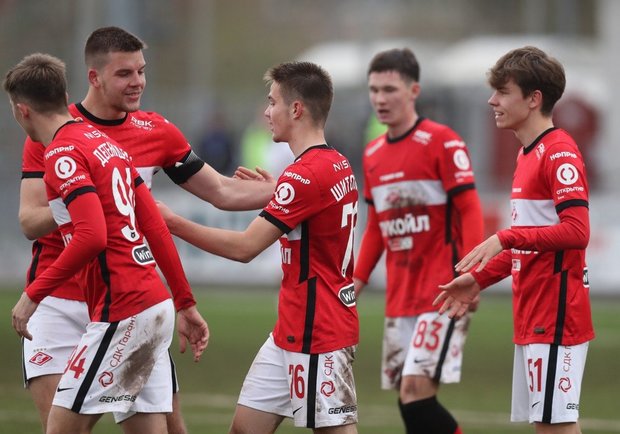 &laquo;Спартак&raquo; с гарантированной победой, а &laquo;Локомотив&raquo; отыграется на &laquo;Динамо&raquo;