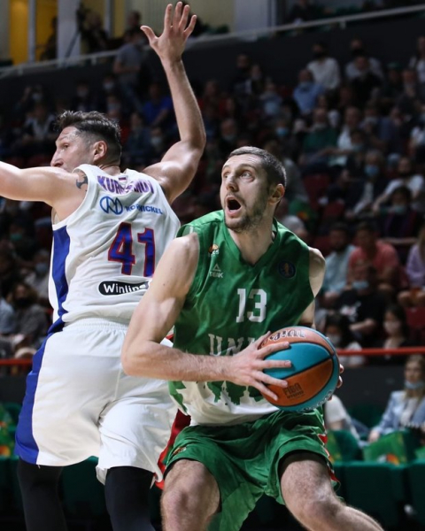 УНИКС проиграл сам себе в стартовом матче золотой серии