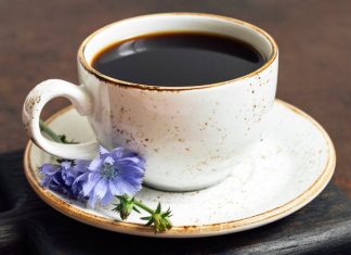 Диетолог Залетова назвала простой способ сократить потребление кофе