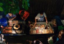 Эксперты назвали три причины, по которым уличная еда в Таиланде так популярна