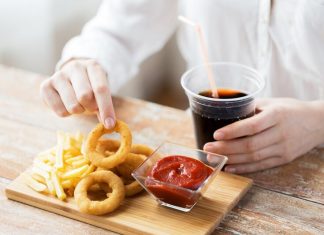 Эксперты Роспотребнадзора напомнили о «скрытых» источниках сахара