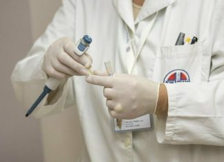 Главу Коми госпитализировали после заболевания коронавирусом