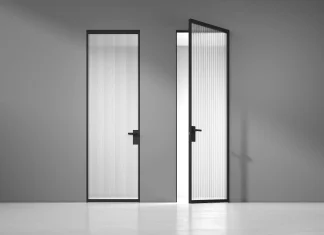 Алюминиевые межкомнатные двери: стиль, прочность и функциональность
