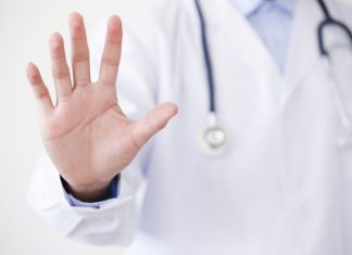 Как страховая компания может решить ваш спор с медучреждением